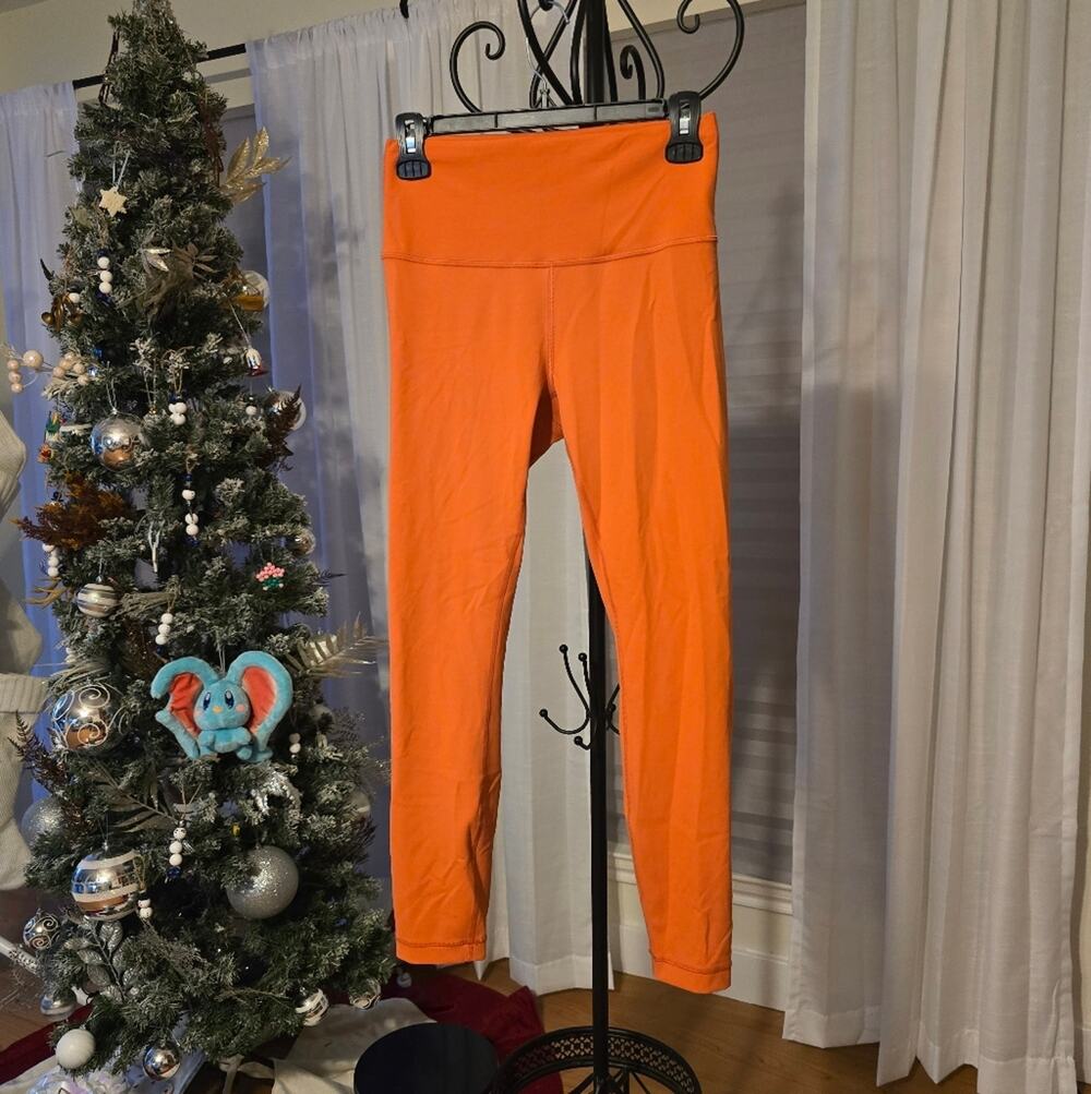 Lululemon Athletica Bold Orange Leggings Sz 8